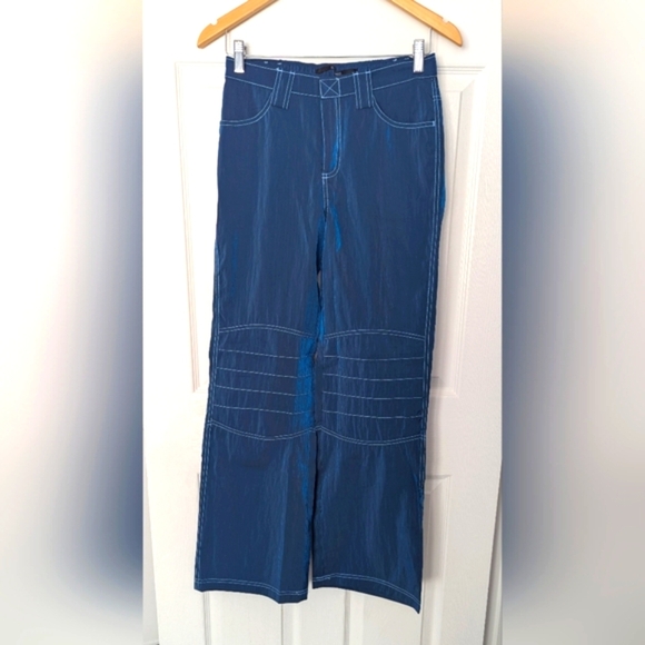 BNWOT Silence+Noise Women's Reflective Jogger/Track Pants with White Stitching - Picture 1 of 13